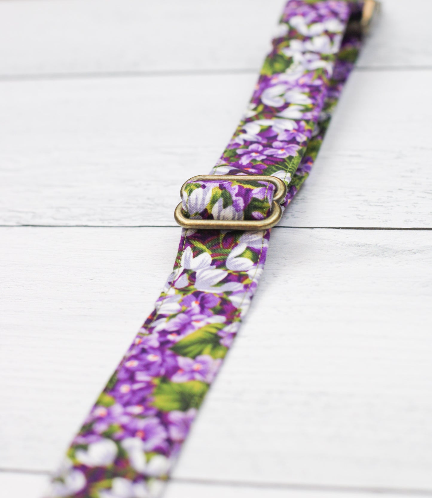 Violet Grove Collar